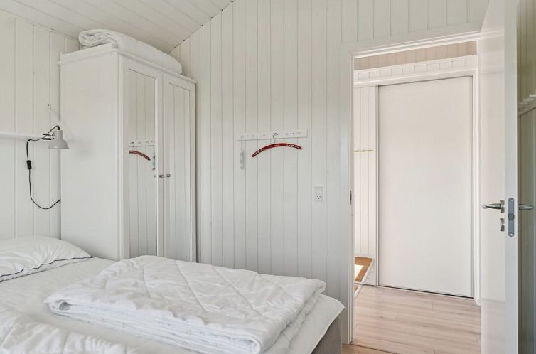 Vakantiehuis "Gregor" - 300m from the sea