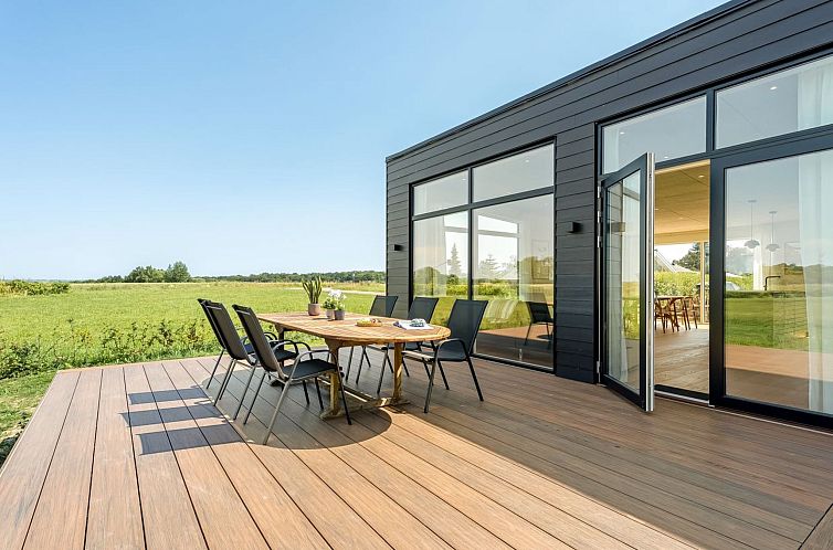 Vakantiehuis "Milena" - 1.5km from the sea