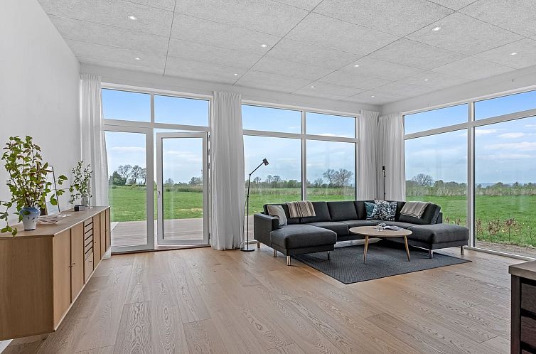 Vakantiehuis "Milena" - 1.5km from the sea