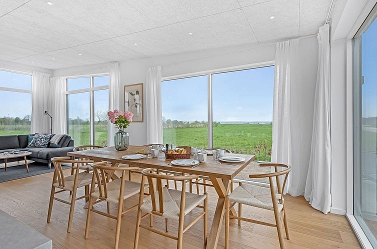 Vakantiehuis "Milena" - 1.5km from the sea