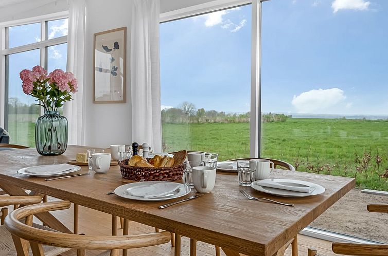 Vakantiehuis "Milena" - 1.5km from the sea