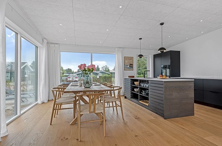 Vakantiehuis "Milena" - 1.5km from the sea