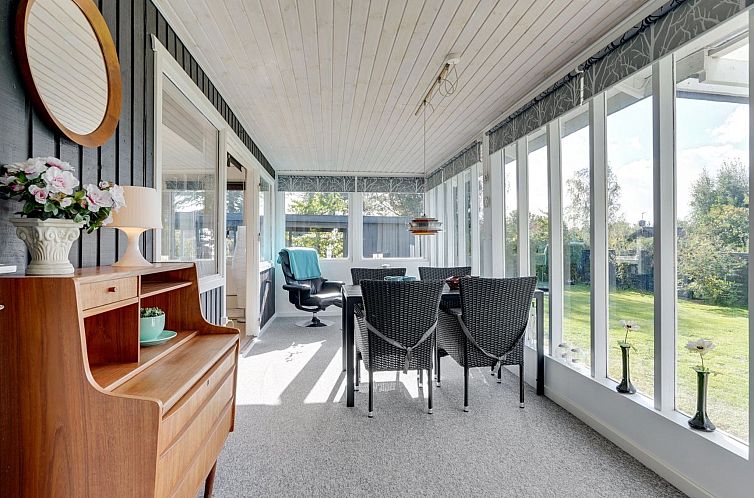 Vakantiehuis "Ilene" - 1km from the sea