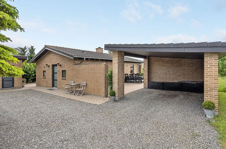 Vakantiehuis "Evangelia" - 1.2km from the sea