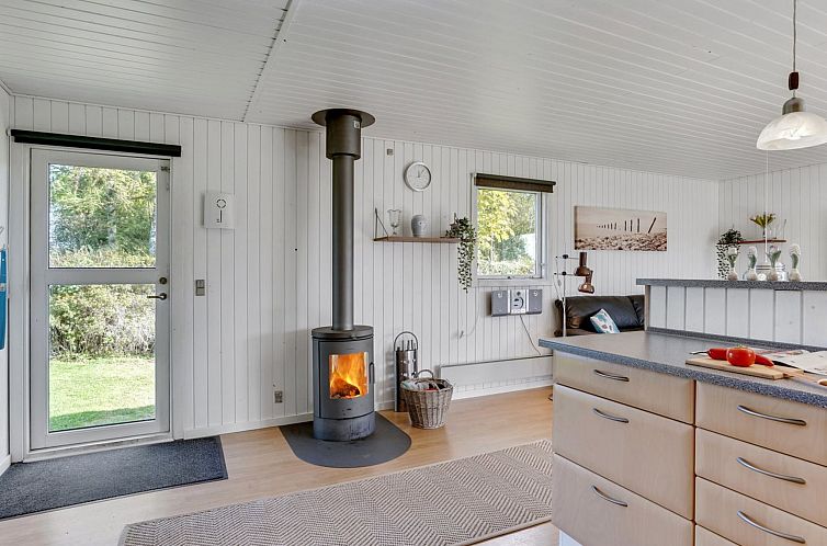 Vakantiehuis "Ilene" - 1km from the sea