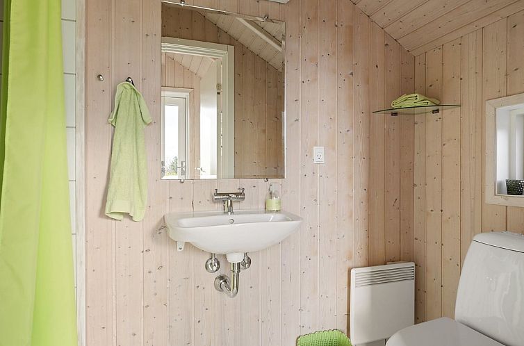 Vakantiehuis "Nicolaus" - 1.3km from the sea