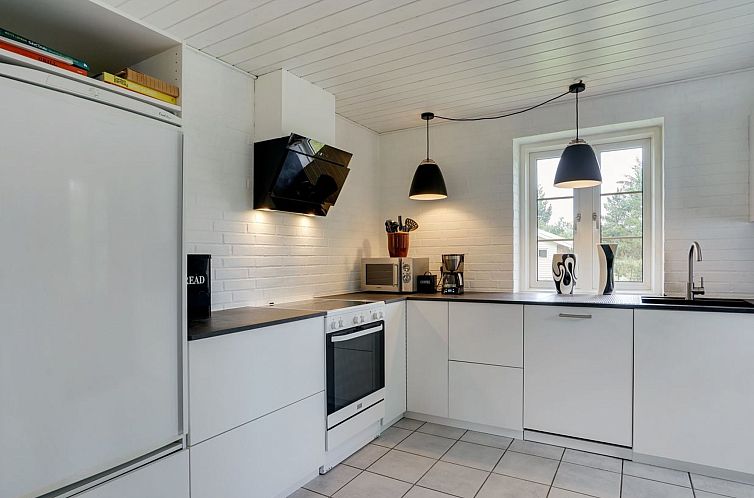 Vakantiehuis "Hjalmsvider" - 1km from the sea