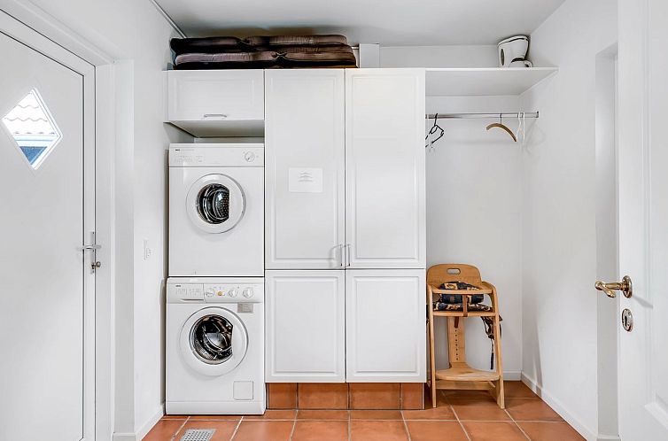 Vakantiehuis "Bratko" - 800m from the sea