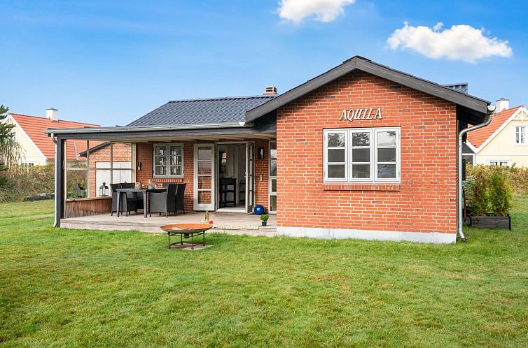 Vakantiehuis "Agni" - 800m from the sea