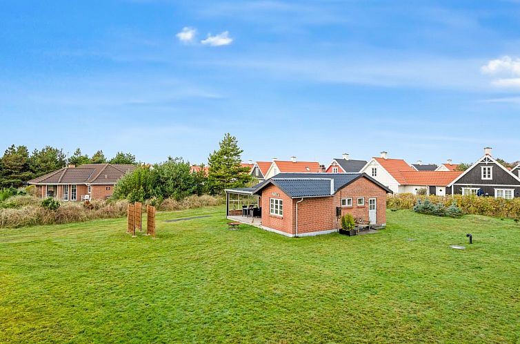 Vakantiehuis "Agni" - 800m from the sea