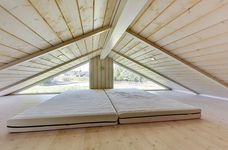 Vakantiehuis "Domna" - 800m from the sea