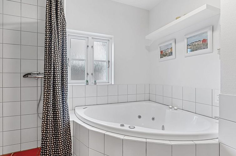 Vakantiehuis "Folkmar" - 800m from the sea