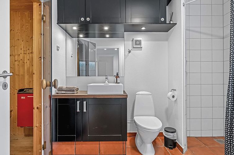 Vakantiehuis "Folkmar" - 800m from the sea