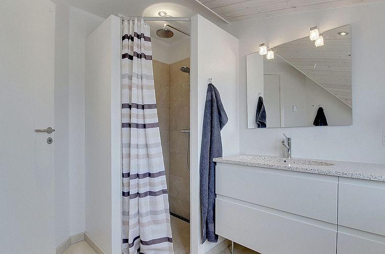 Vakantiehuis "Dorte" - 200m from the sea