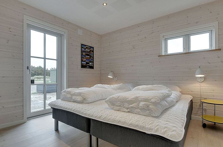 Vakantiehuis "Dorte" - 200m from the sea