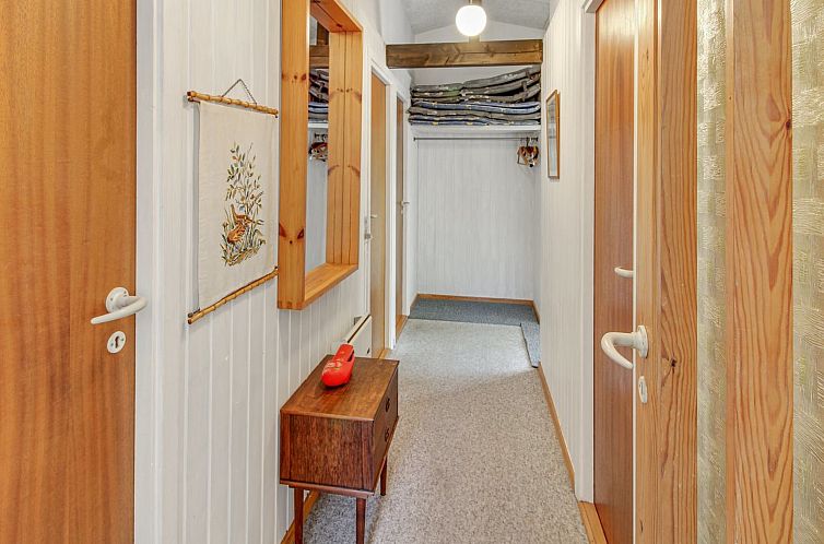 Vakantiehuis "Wyanet" - 2.3km from the sea