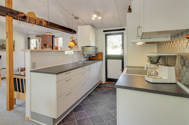 Vakantiehuis "Wyanet" - 2.3km from the sea