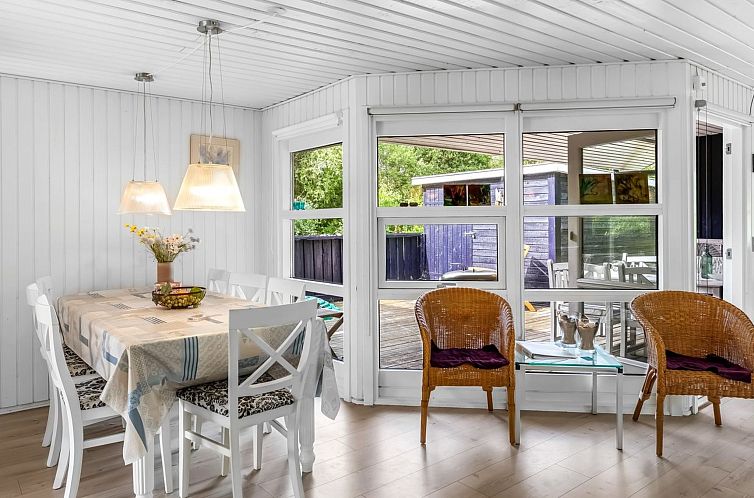 Vakantiehuis "Swaantje" - 400m from the sea