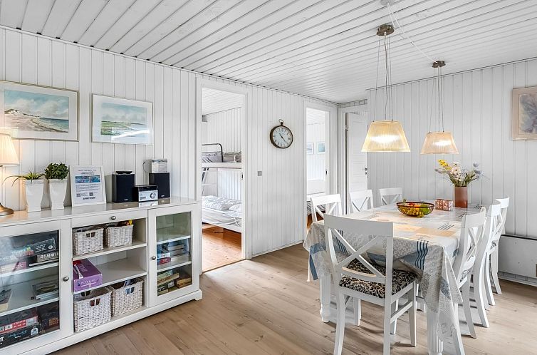 Vakantiehuis "Swaantje" - 400m from the sea