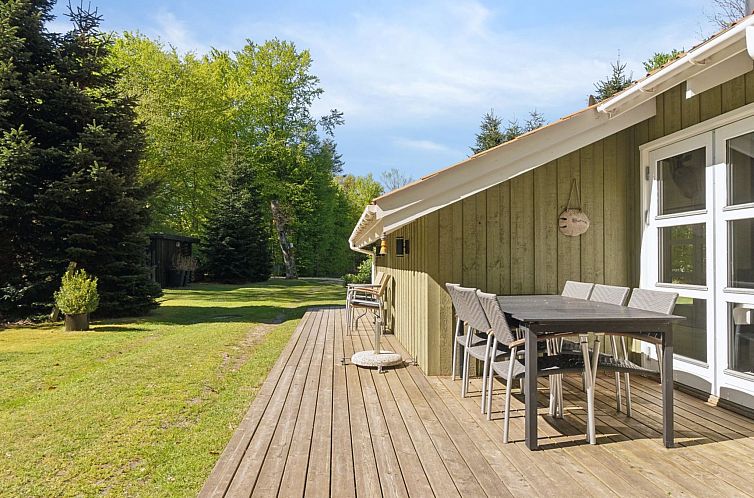 Vakantiehuis "Teodosij" - 500m from the sea