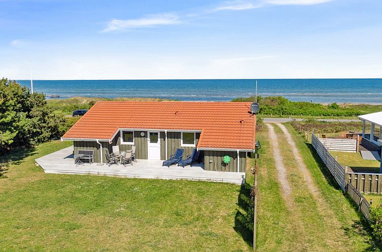 Vakantiehuis "Suometar" - 90m from the sea