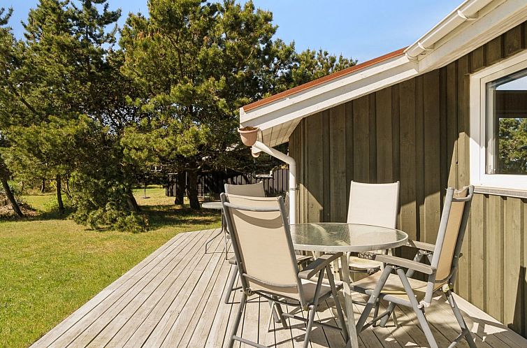 Vakantiehuis "Suometar" - 90m from the sea