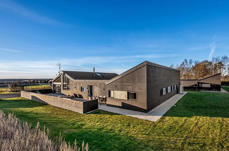 Vakantiehuis "Hana" - 800m from the sea