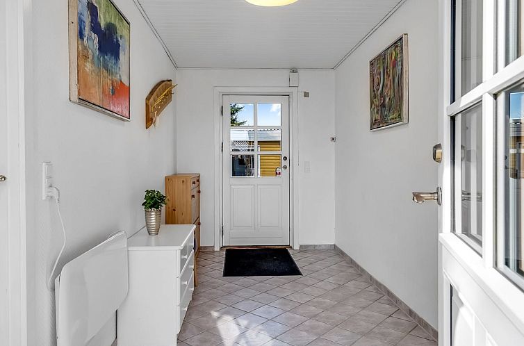 Vakantiehuis "Senija" - 6.5km from the sea