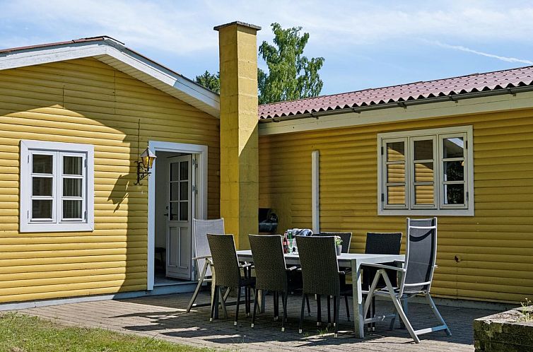 Vakantiehuis "Senija" - 6.5km from the sea