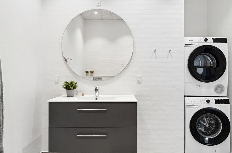 Vakantiehuis "Ann" - 1.3km from the sea