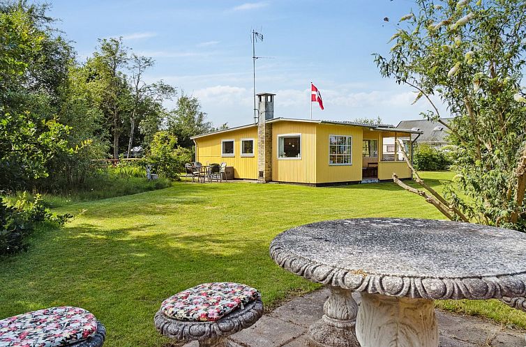 Vakantiehuis "Aslak" - 600m from the sea