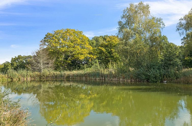 Vakantiehuis "Marrit" - 500m from the sea