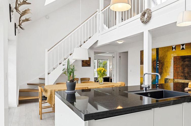 Vakantiehuis "Marrit" - 500m from the sea