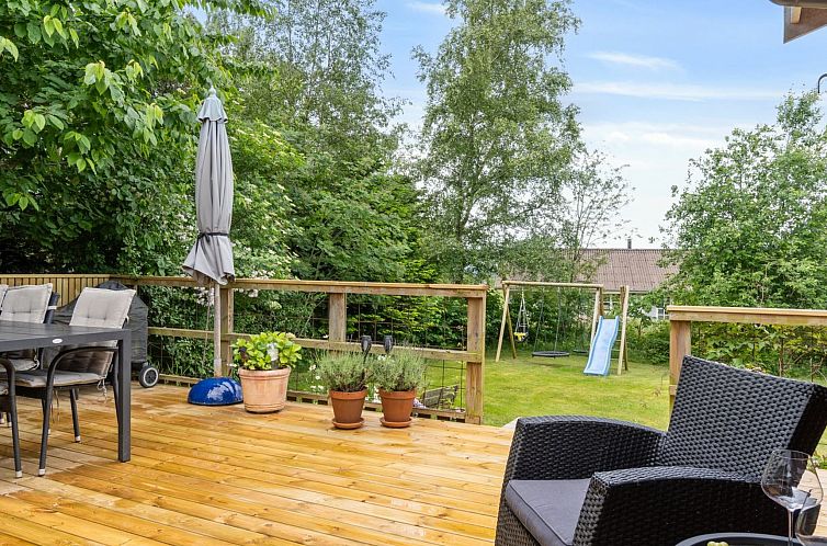 Vakantiehuis "Reika" - 1km from the sea