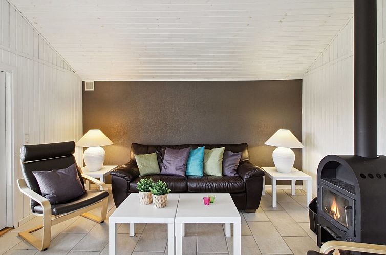 Vakantiehuis "Iris" - 300m from the sea