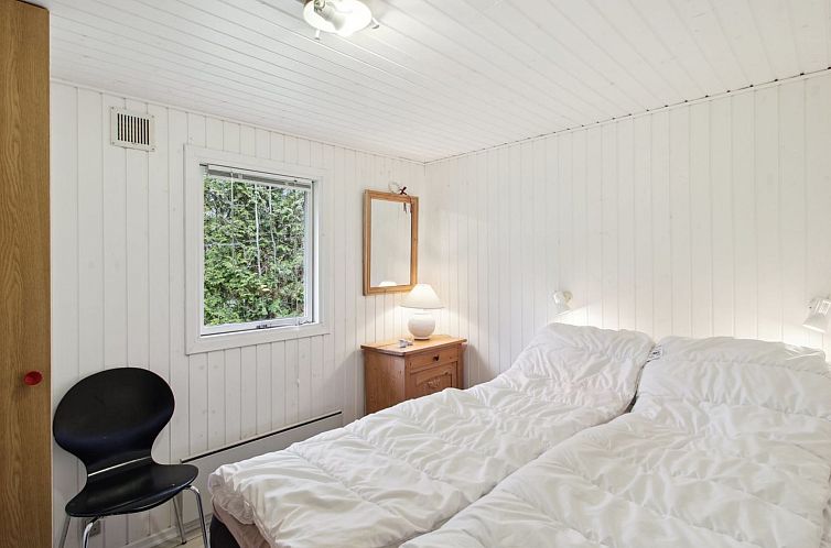 Vakantiehuis "Iris" - 300m from the sea