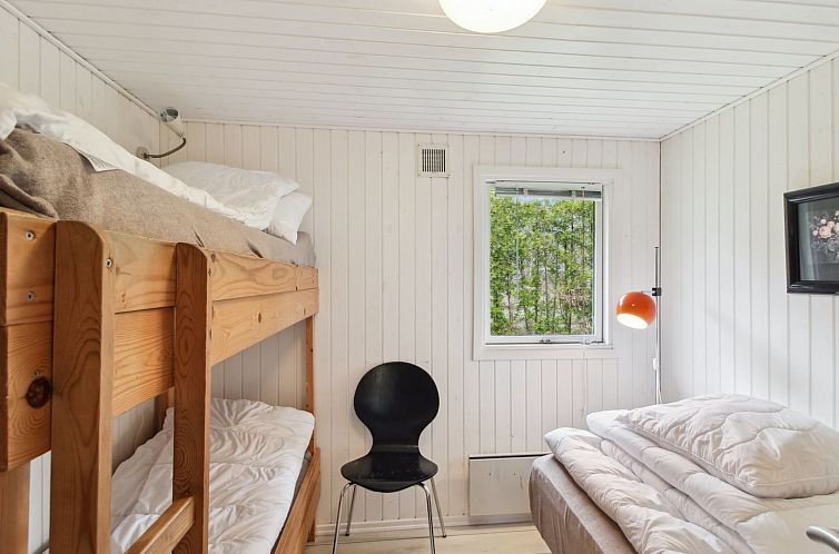 Vakantiehuis "Iris" - 300m from the sea