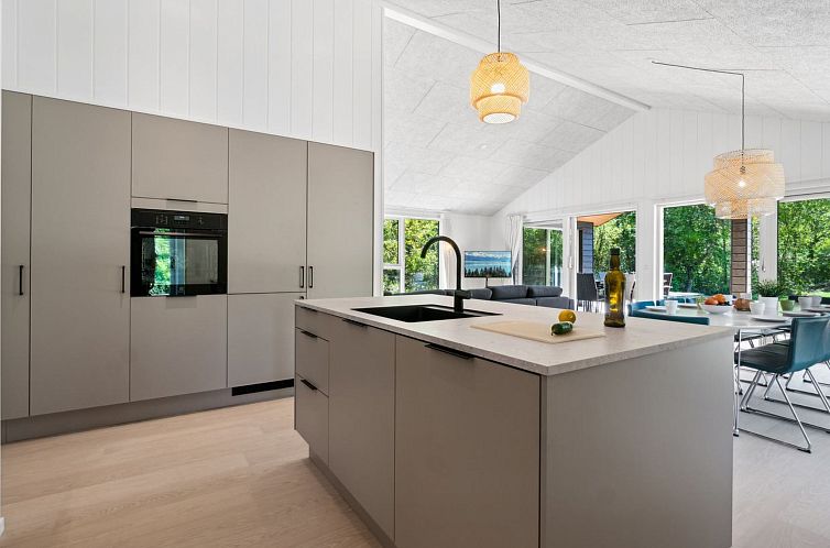 Vakantiehuis "Nicolas" - 500m from the sea