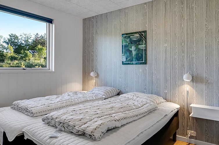 Vakantiehuis "Ernestina" - 500m from the sea