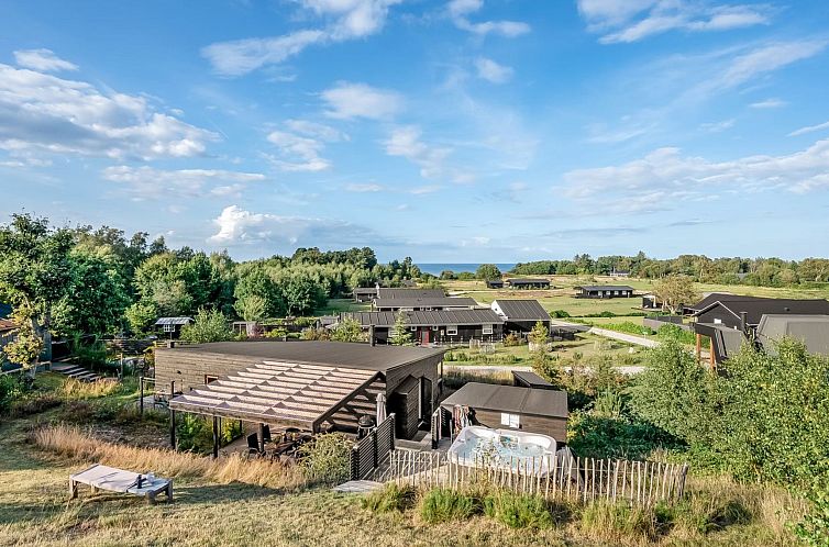 Vakantiehuis "Eunice" - 850m from the sea