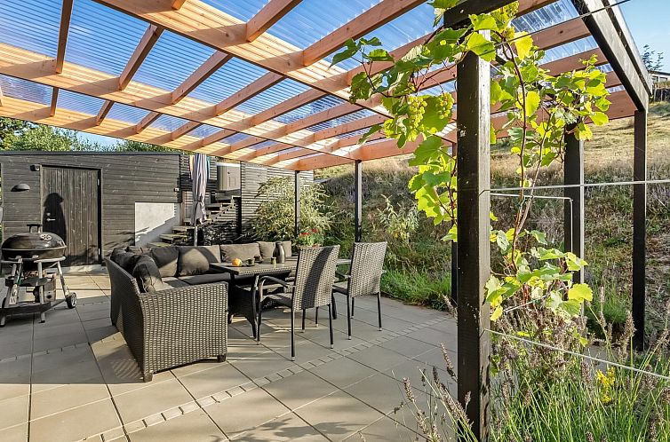 Vakantiehuis "Eunice" - 850m from the sea