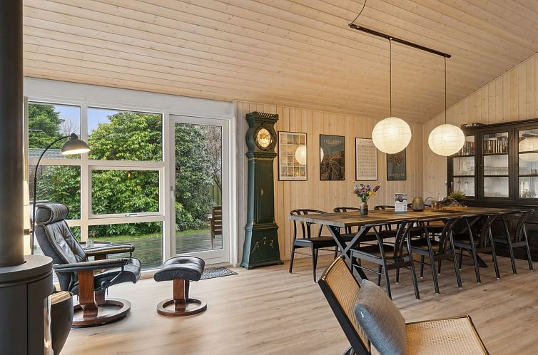 Vakantiehuis "Ananda" - 900m from the sea