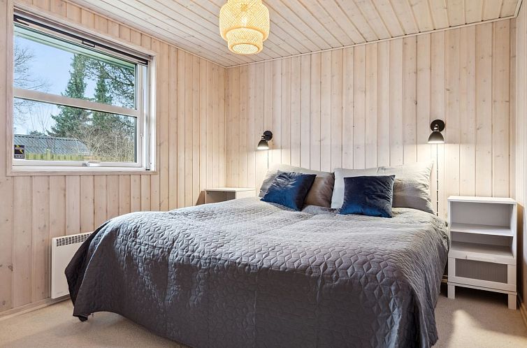 Vakantiehuis "Ananda" - 900m from the sea