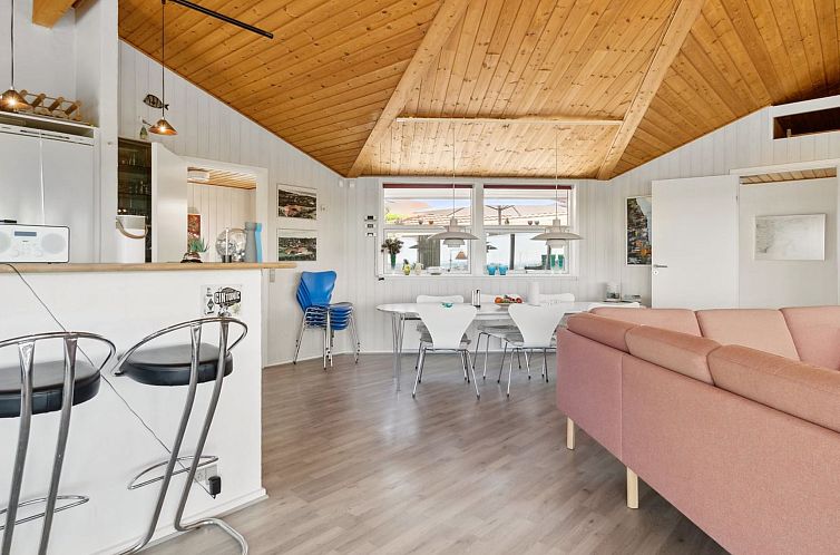 Vakantiehuis "Athislus" - 1.1km from the sea