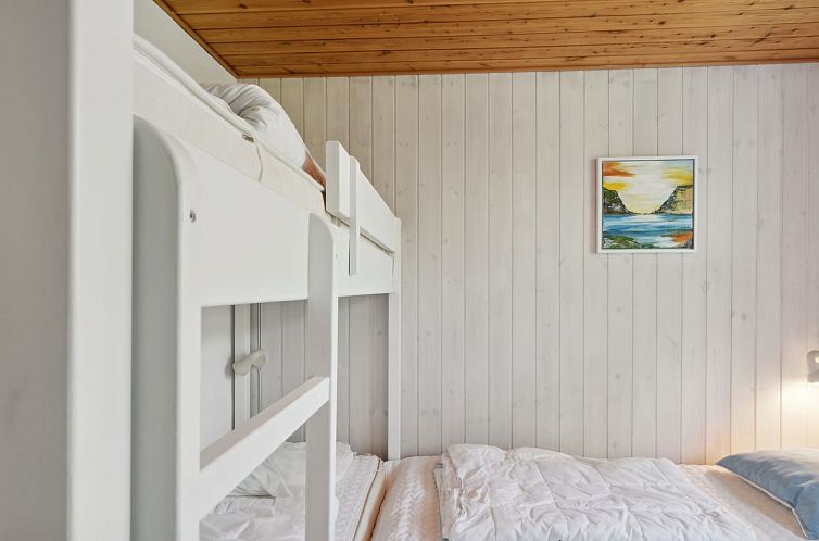 Vakantiehuis "Athislus" - 1.1km from the sea