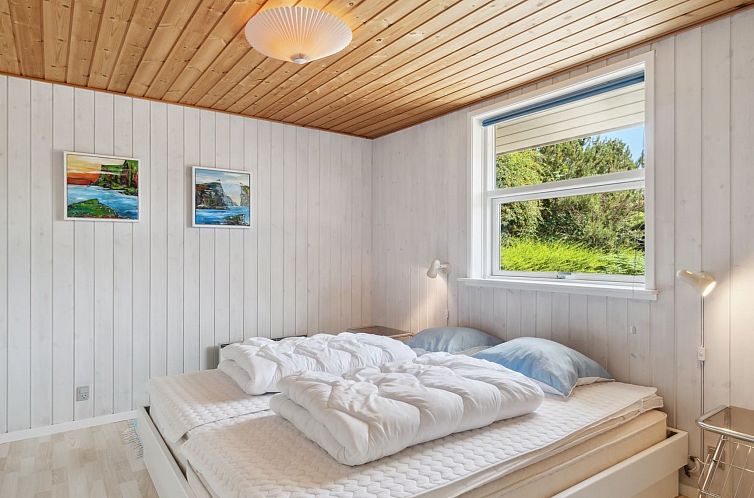 Vakantiehuis "Athislus" - 1.1km from the sea