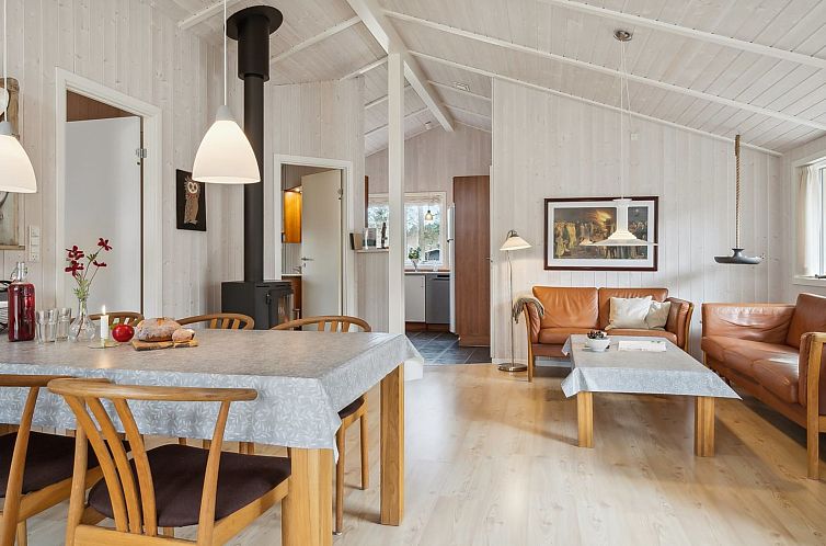 Vakantiehuis "Hermand" - 700m from the sea