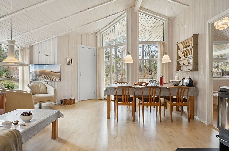 Vakantiehuis "Hermand" - 700m from the sea