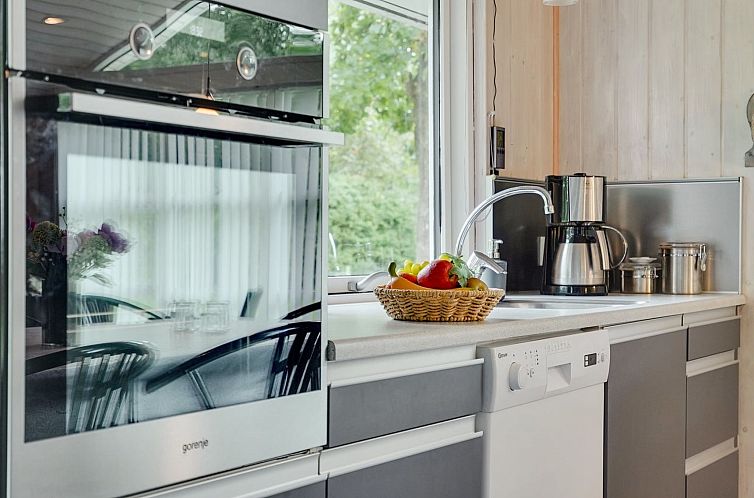 Vakantiehuis "Hanne" - 300m from the sea