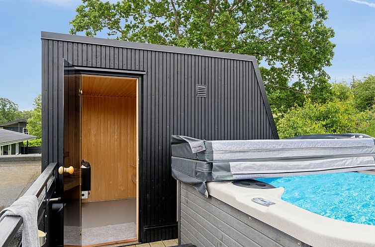 Vakantiehuis "Fritze" - 400m from the sea